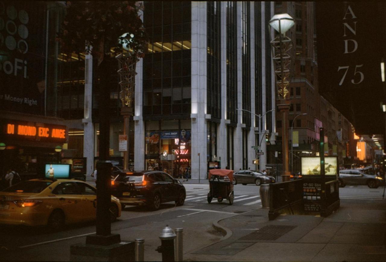 Dom-Nyc Haven Hotel New York Exterior photo